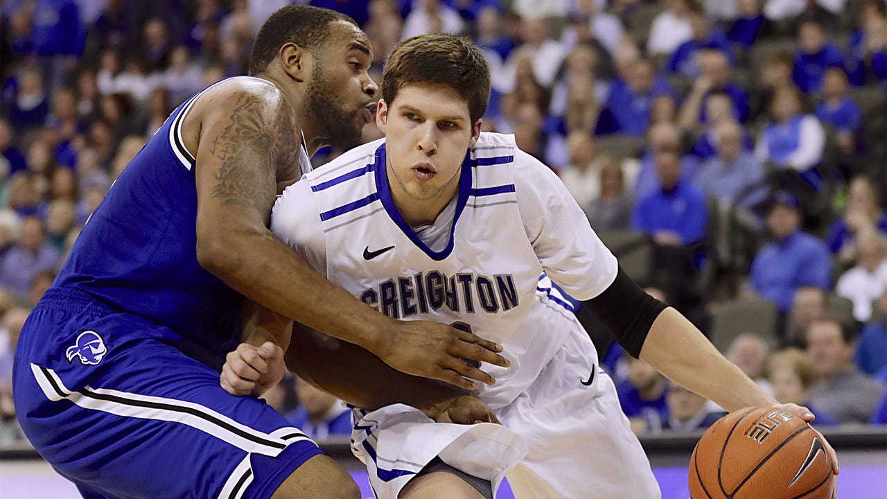 Creighton's McDermott scores 29 to become NCAA top-10 scorer